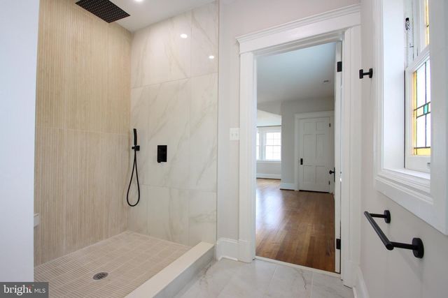 1518 E 33RD ST, Baltimore, MD 21218