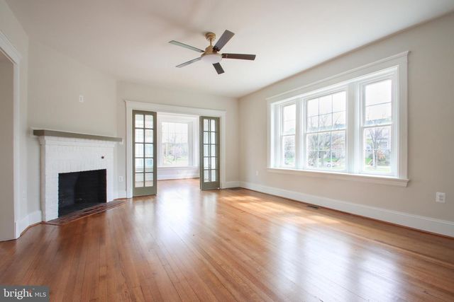 1518 E 33RD ST, Baltimore, MD 21218