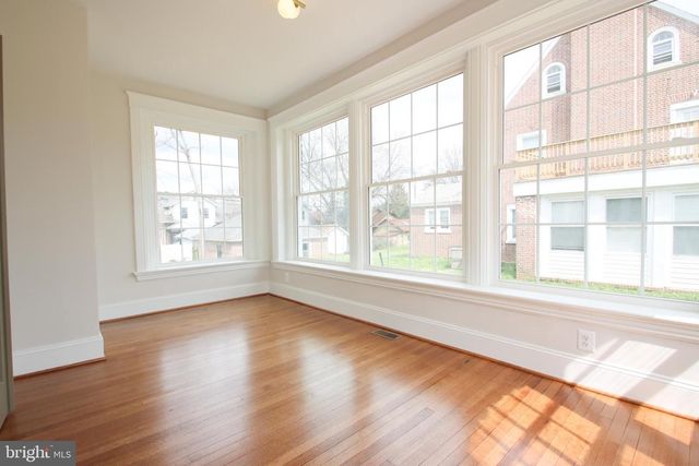 1518 E 33RD ST, Baltimore, MD 21218