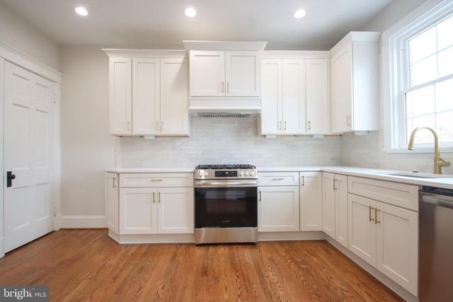 1518 E 33RD ST, Baltimore, MD 21218