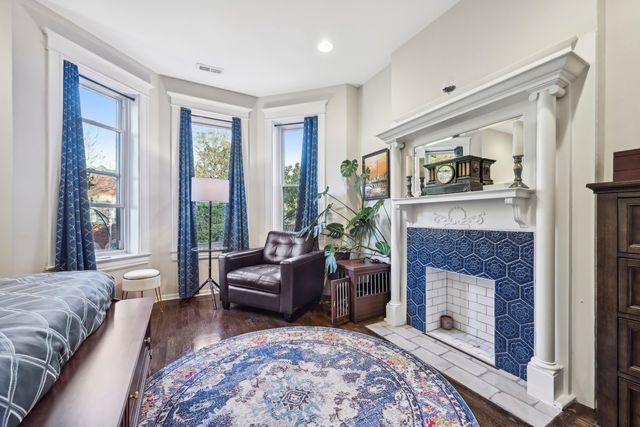 4914 S Washington Park Court, Chicago, IL 60615