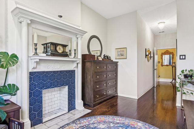 4914 S Washington Park Court, Chicago, IL 60615