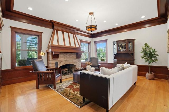 16202 Serena Vista Court, Monte Sereno, CA 95030