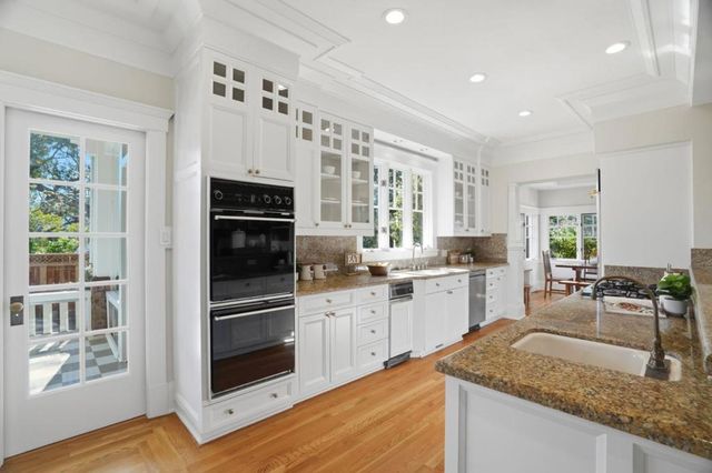 16202 Serena Vista Court, Monte Sereno, CA 95030