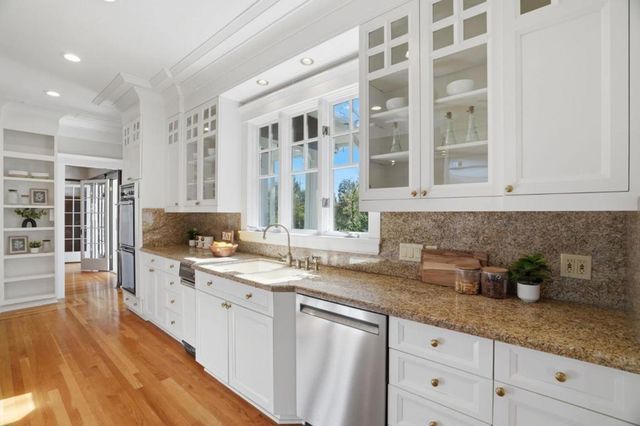 16202 Serena Vista Court, Monte Sereno, CA 95030