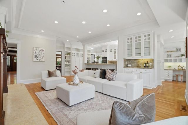 16202 Serena Vista Court, Monte Sereno, CA 95030