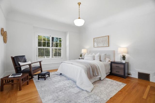 16202 Serena Vista Court, Monte Sereno, CA 95030