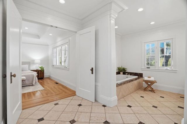 16202 Serena Vista Court, Monte Sereno, CA 95030