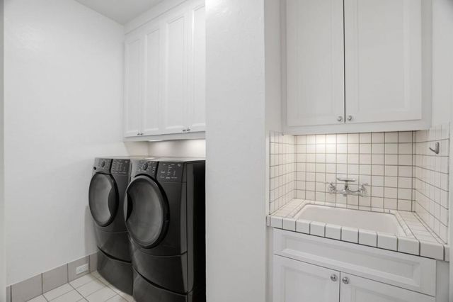 16202 Serena Vista Court, Monte Sereno, CA 95030