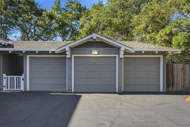 16202 Serena Vista Court, Monte Sereno, CA 95030