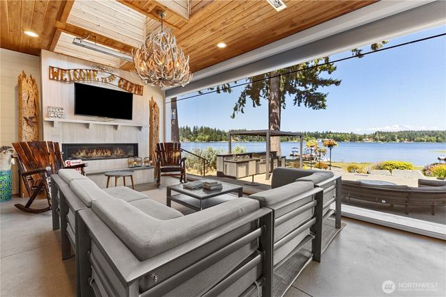 16002 Lawrence Place SE, Yelm, WA 98597