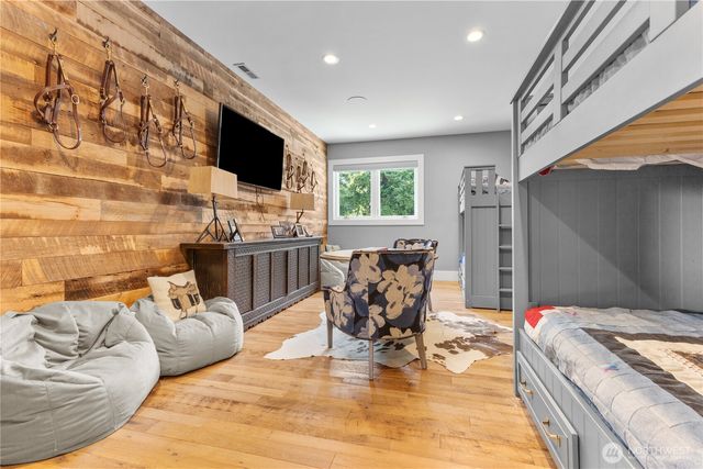 16002 Lawrence Place SE, Yelm, WA 98597