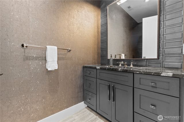 16002 Lawrence Place SE, Yelm, WA 98597