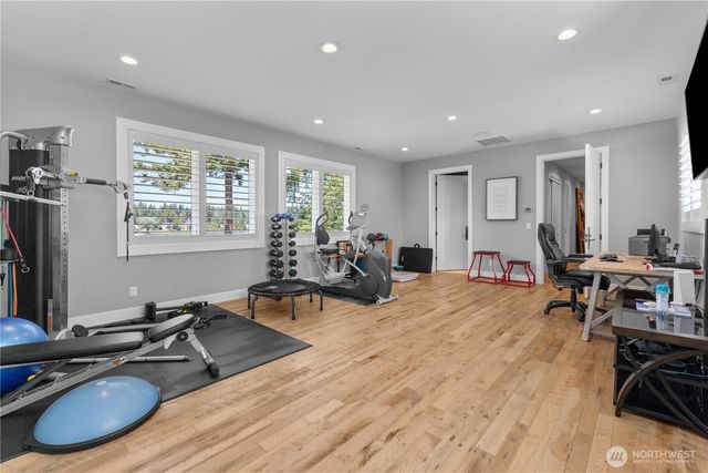 16002 Lawrence Place SE, Yelm, WA 98597