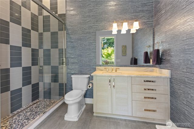 16002 Lawrence Place SE, Yelm, WA 98597