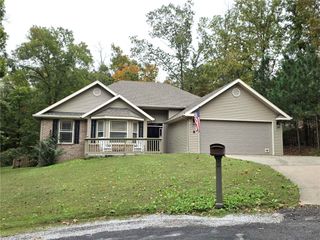 8 Haddon Lane, Bella Vista, AR 72714