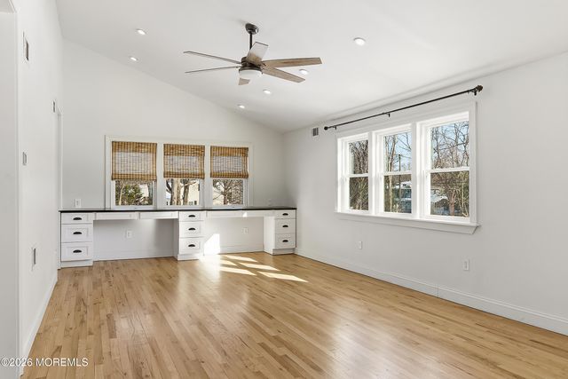 90 Birch Drive, Shrewsbury Boro, NJ 07702