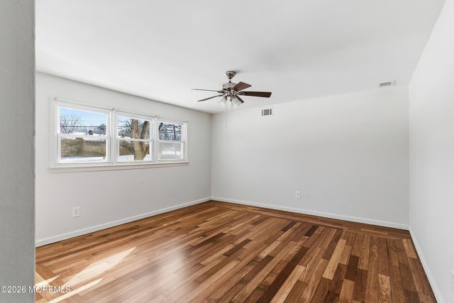 90 Birch Drive, Shrewsbury Boro, NJ 07702