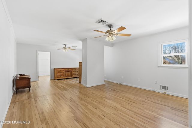 90 Birch Drive, Shrewsbury Boro, NJ 07702