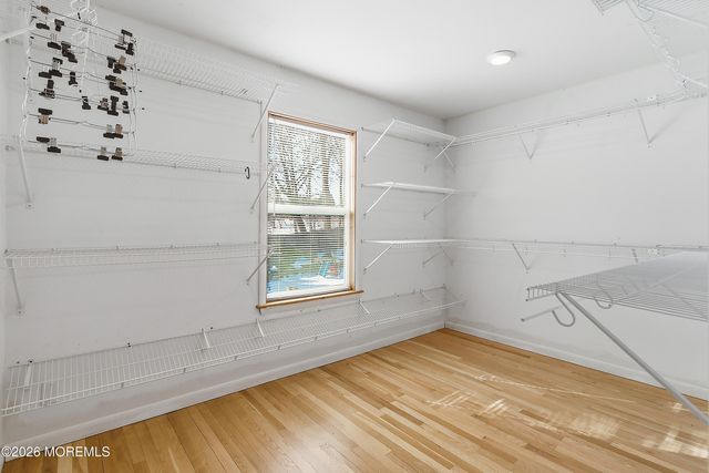 90 Birch Drive, Shrewsbury Boro, NJ 07702