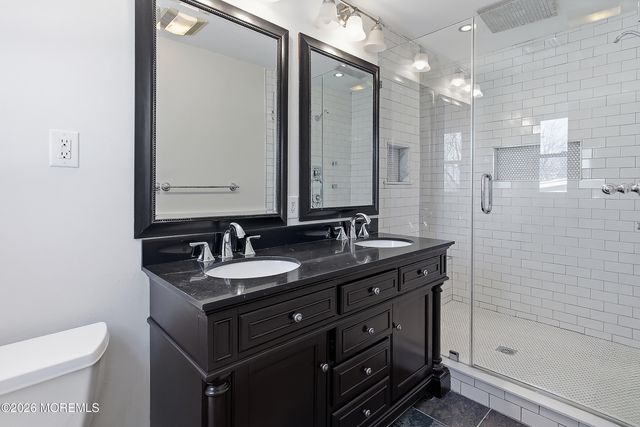 90 Birch Drive, Shrewsbury Boro, NJ 07702