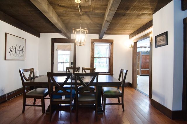 597 Chapin St, Ludlow, MA 01056