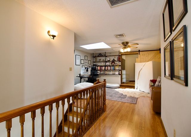 597 Chapin St, Ludlow, MA 01056