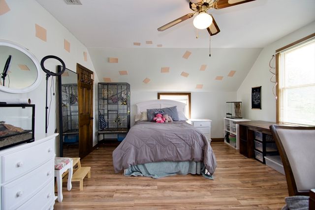 597 Chapin St, Ludlow, MA 01056