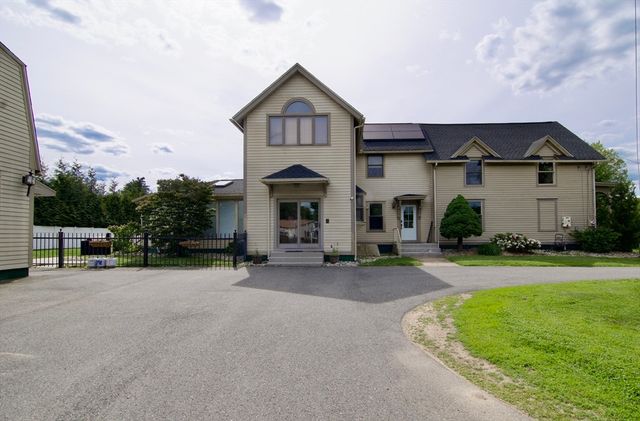 597 Chapin St, Ludlow, MA 01056