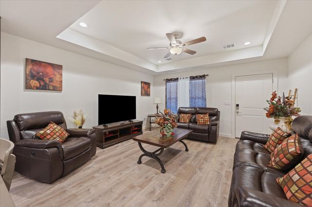 1206 Claude Street, Dallas, TX 75203