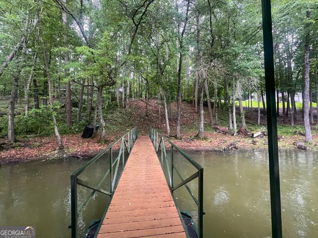 410 Lakeside Hills Road, Martin, GA 30557