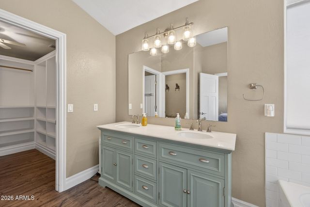 678 W JERSEY Way, San Tan Valley, AZ 85143