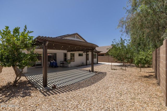 678 W JERSEY Way, San Tan Valley, AZ 85143