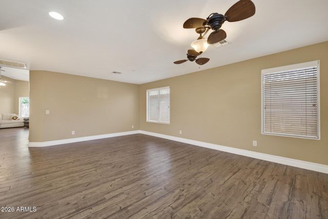 678 W JERSEY Way, San Tan Valley, AZ 85143