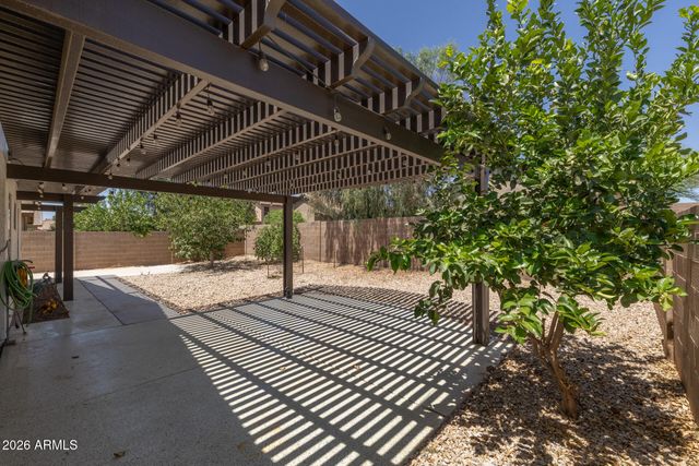 678 W JERSEY Way, San Tan Valley, AZ 85143