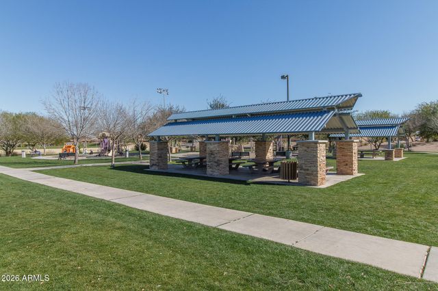 678 W JERSEY Way, San Tan Valley, AZ 85143