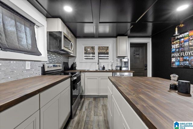 2708 SWANN BRIDGE ROAD, Cleveland, AL 35049