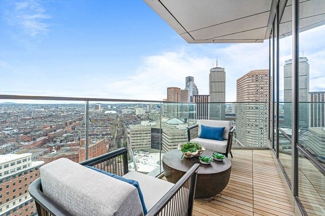 430 Stuart St 31A, Boston, MA 02116