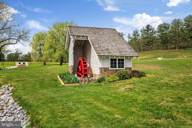 105 BUCKSKIN TRL, Winchester, VA 22602