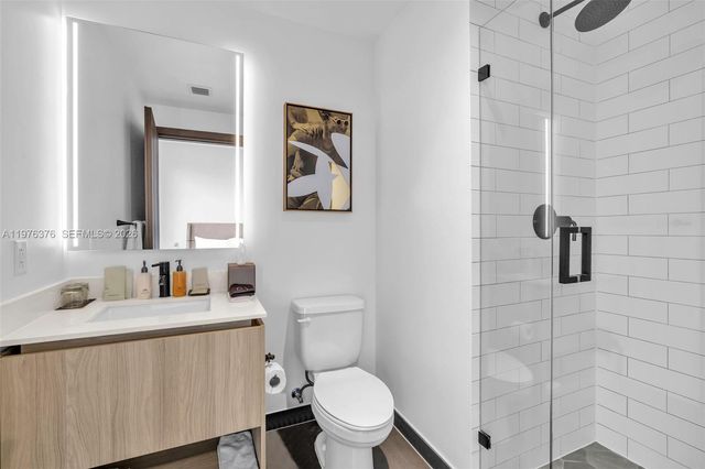 398 NE 5th St PH 4701, Miami, FL 33132