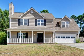 134 Lawndale Lane, Sneads Ferry, NC 28460
