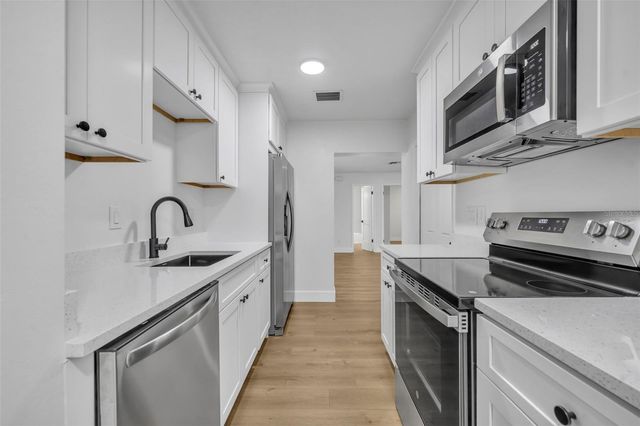 292 S 3RD STREET A and B, Lake Mary, FL 32746