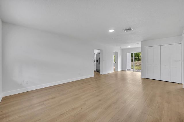 292 S 3RD STREET A and B, Lake Mary, FL 32746