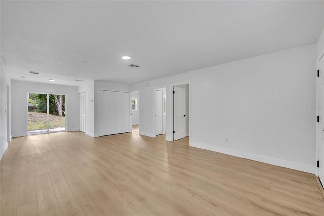 292 S 3RD STREET A and B, Lake Mary, FL 32746