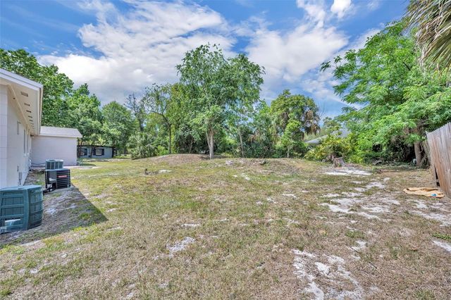 292 S 3RD STREET A and B, Lake Mary, FL 32746