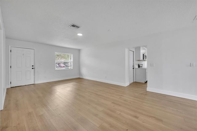 292 S 3RD STREET A and B, Lake Mary, FL 32746