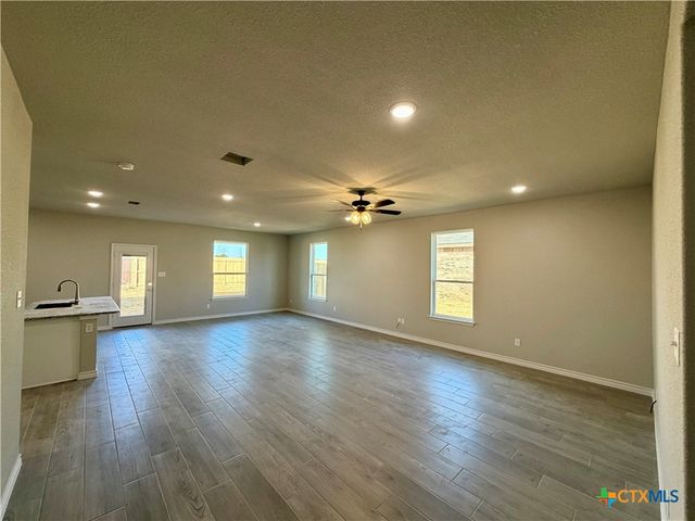 6905 Wizard Drive, Killeen, TX 76549