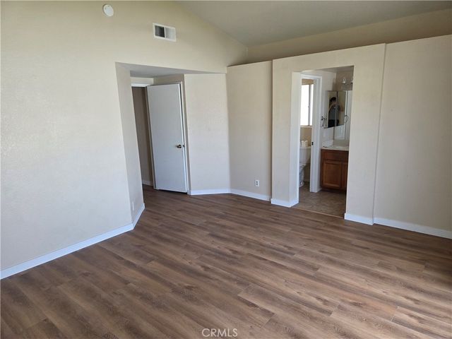1068 Smoketree Drive, Corona, CA 92882