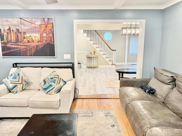 27 Brookside Road, Spotswood, NJ 08884