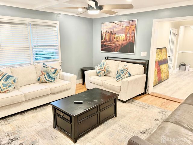 27 Brookside Road, Spotswood, NJ 08884
